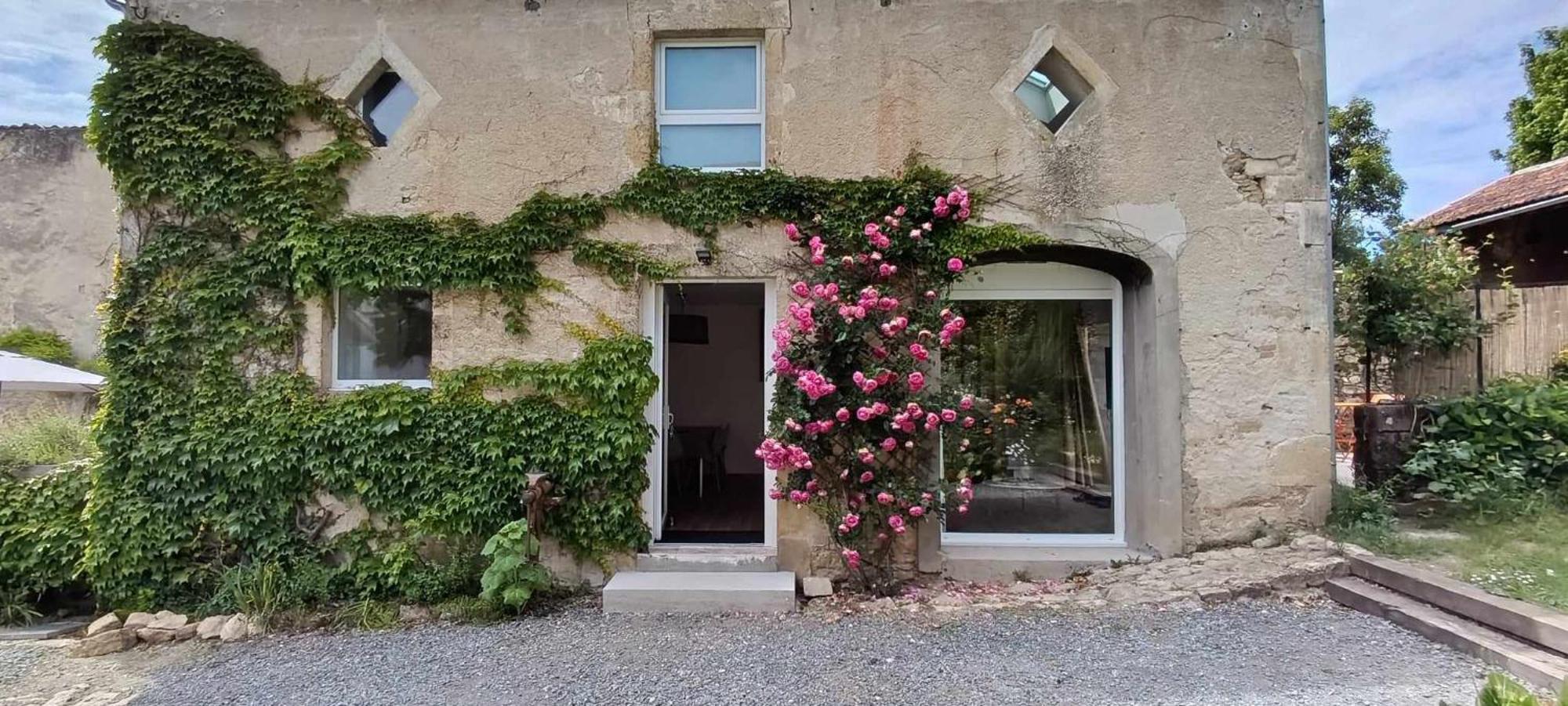 Maison Irondas Saint-Pierre-d'Aurillac Εξωτερικό φωτογραφία